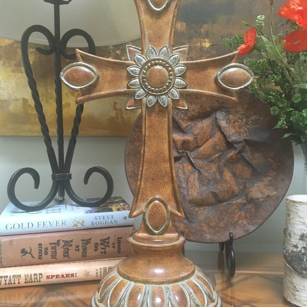 Lovely  Cross With Sun